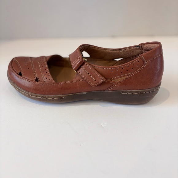 Clarks Collection Women's Brown SZ 7 Mary Jane Flat Shoes - Picture 1 of 14